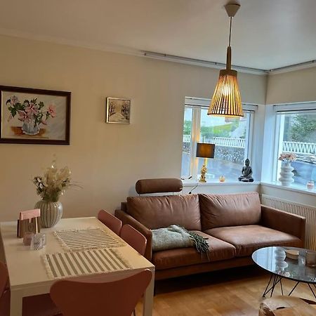 Charming 3 Bedroom Apartment Akureyri Buitenkant foto