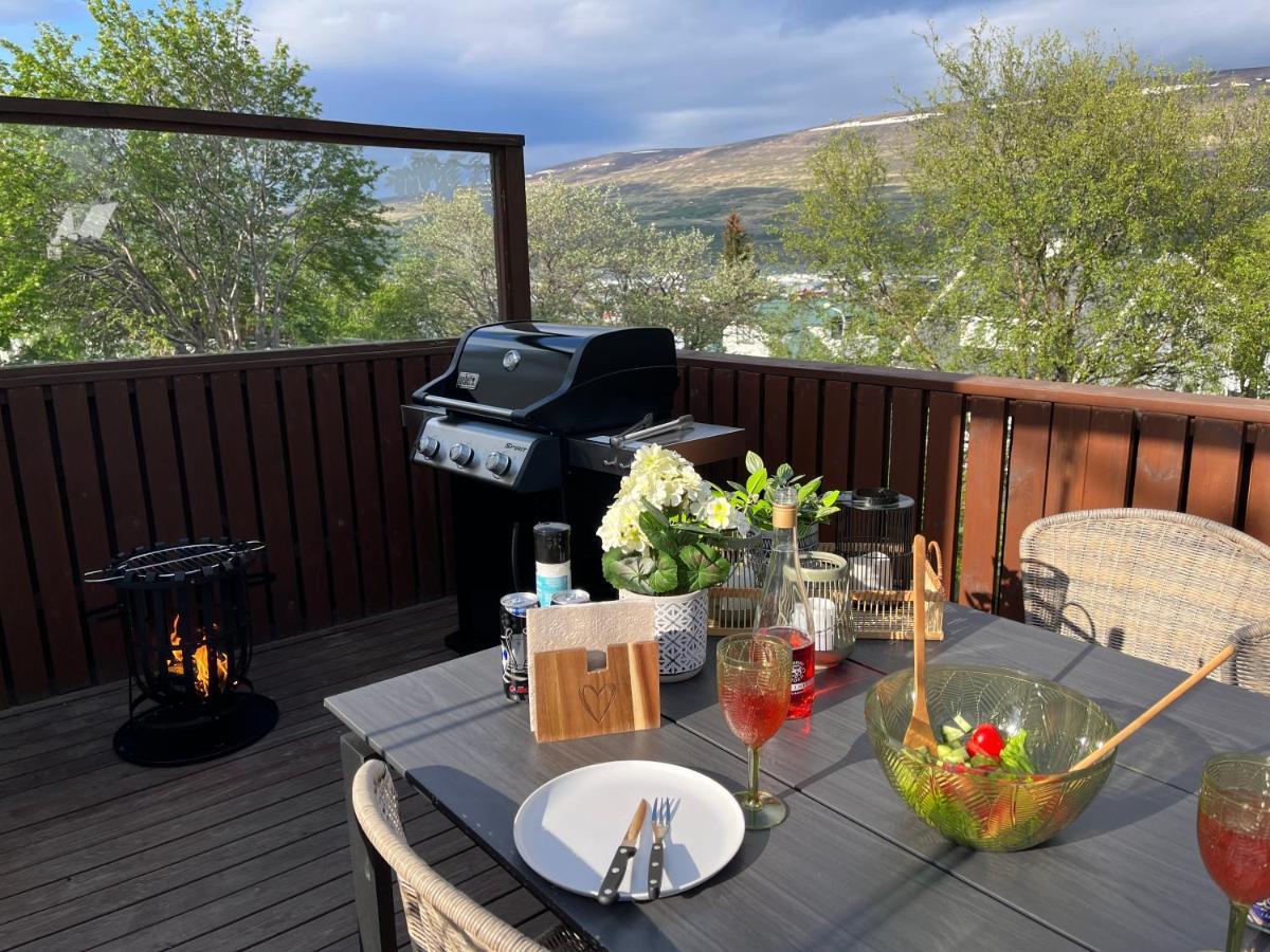 Charming 3 Bedroom Apartment Akureyri Buitenkant foto